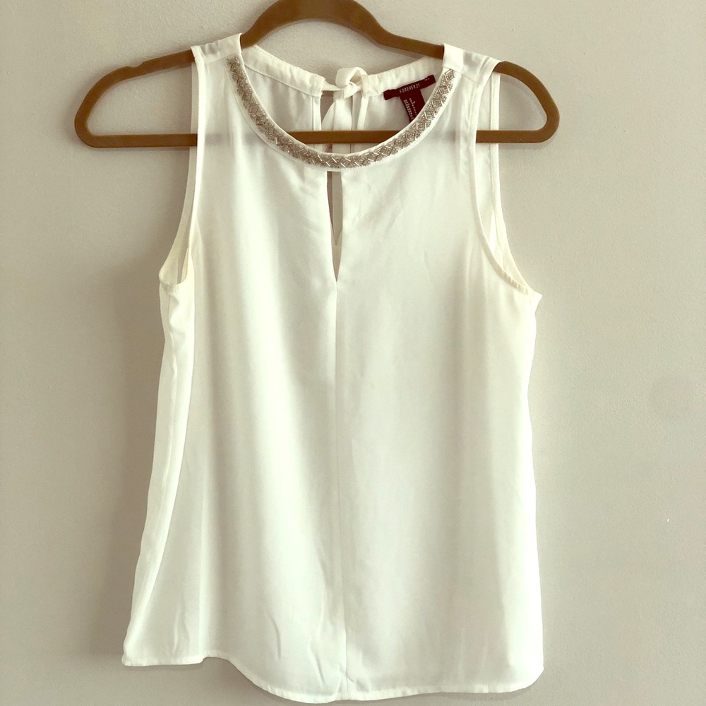 Forever 21 White Top with Jewels Size Small